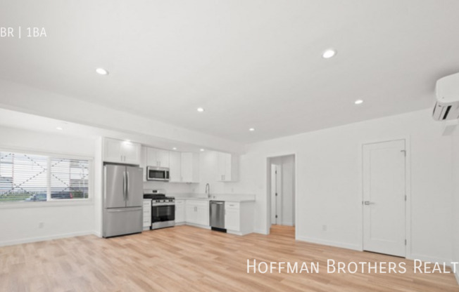 5301 LORNA ST