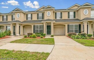 Spacious 3-Bed, 2.5-Bath, 1-Car Garage townhome in Plantation Village