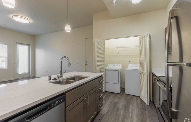1 bed, 1 bath, 684 sqft, $1,500, Unit B209