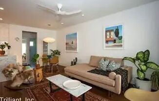 Fully Furnished, Remodeled Unit in the Heart of Franklin Village