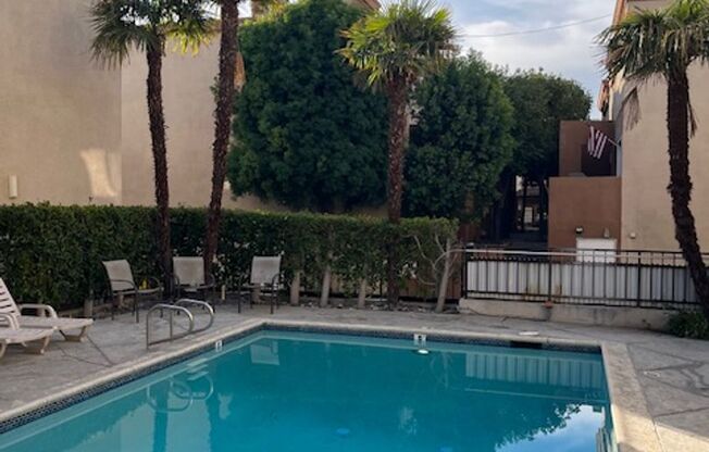 Topanga Townhomes