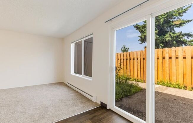 1 bed, 1 bath, 540 sqft, $1,300, Unit 19