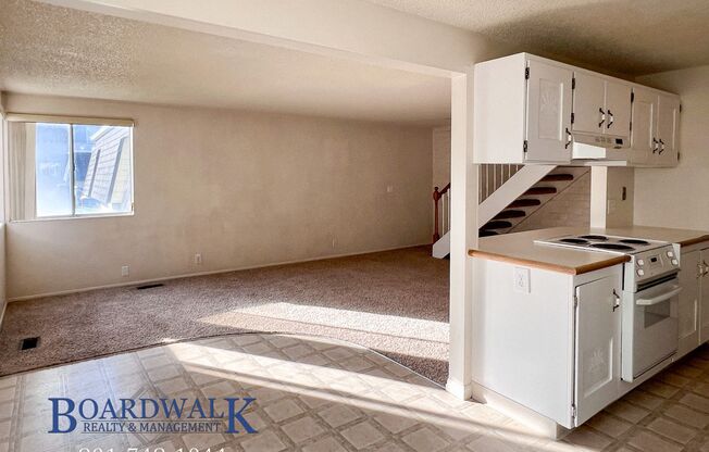 2 beds, 1 bath, $1,195, Unit # 46B