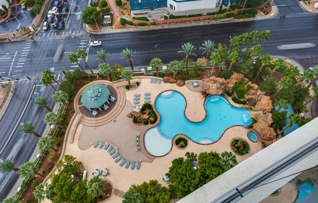 1 bed, 1.5 baths, $2,200