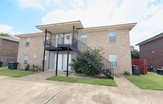 2016 Cedarhill Dr