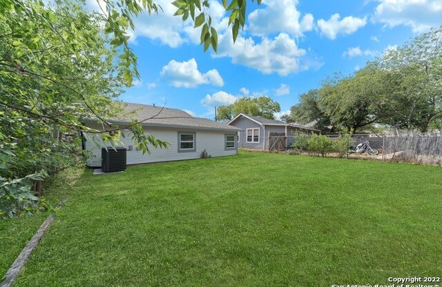 106 Heflin Ct