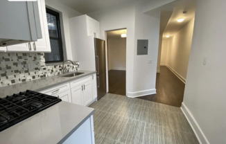322 W 47 ST