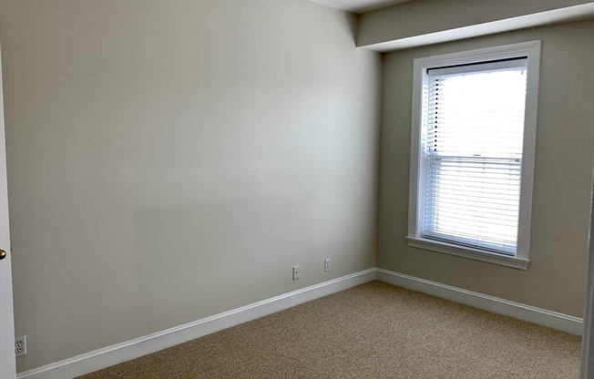 1 bed, 1 bath, 718 sqft, $3,850, Unit 414