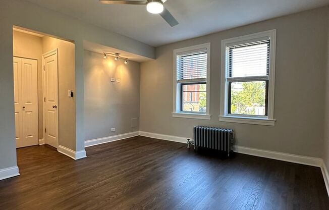 3149 N SPRINGFIELD AVE