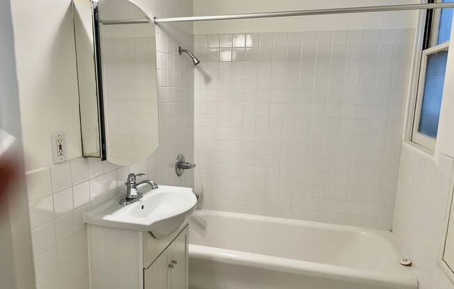 Studio, 1 bath, 488 sqft, $1,950, Unit Apt 504