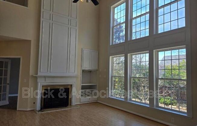1807 WALDEN MDW DR