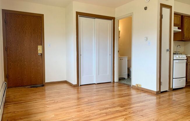 950 N 20th