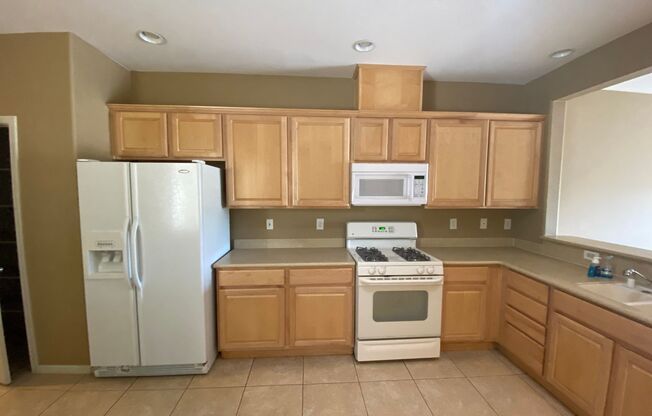 3 beds, 2 baths, $1,950