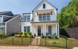 637 Liella Park, SE