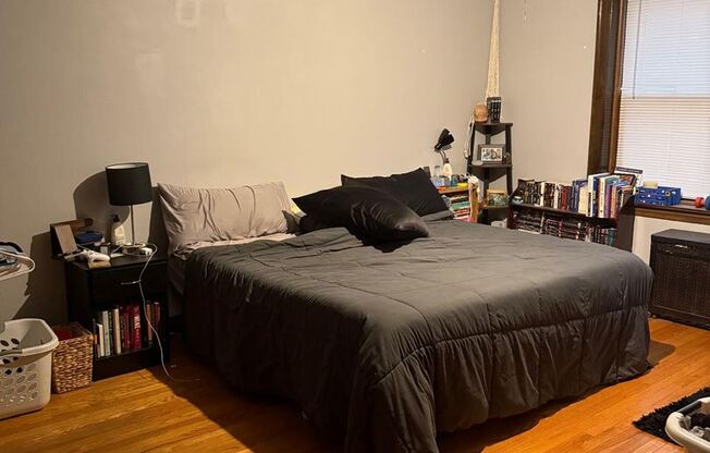 4515 WOLCOTT
