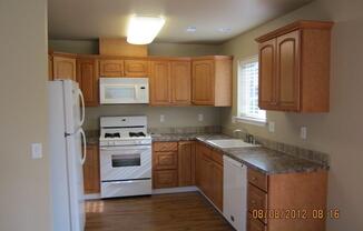 2 beds, 2 baths, $1,890