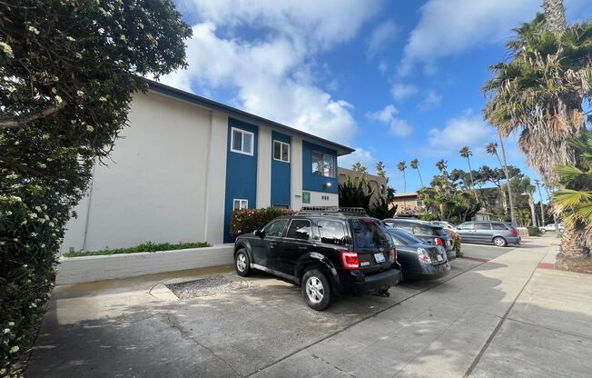 Thomas Ave, 925