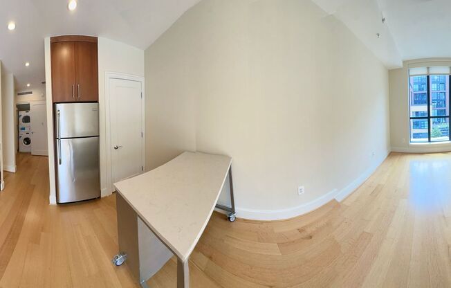 Studio, 1 bath, $2,350, Unit 420