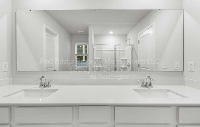 5 beds, 2.5 baths, 2,306 sqft, $2,245