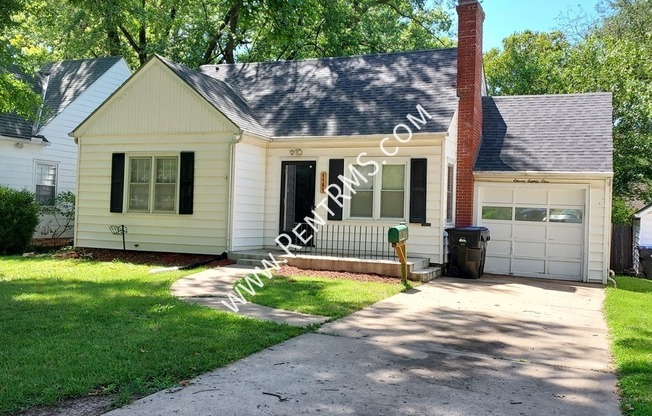 1181 SW WEBSTER AVE