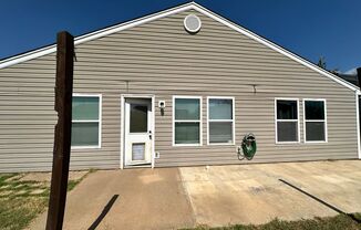 3 beds, 2 baths, $1,650