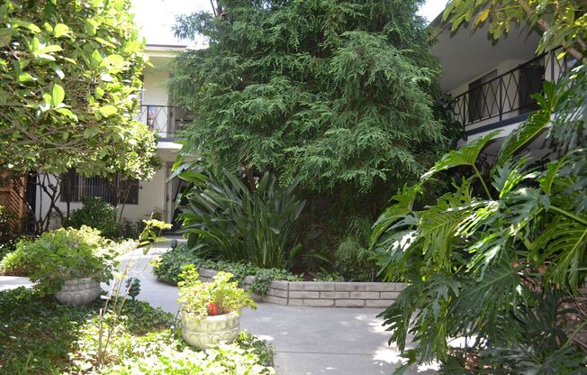 2 beds, 2 baths, $2,890, Unit 27