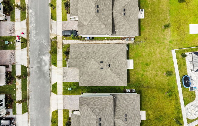 3 beds, 2 baths, 1,555 sqft, $2,350