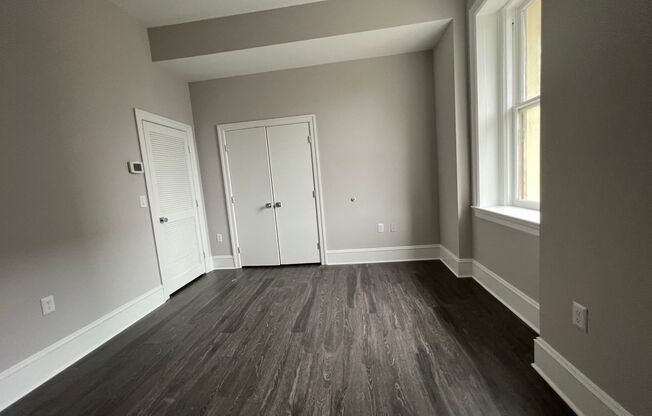 1 bed, 1 bath, 555 sqft, $1,550, Unit 202