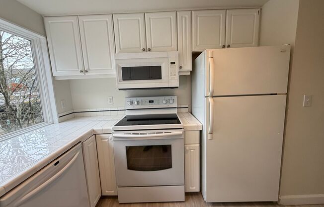 1 bed, 1 bath, $1,949