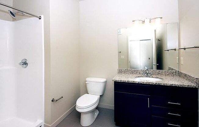 2 beds, 2 baths, 782 sqft, $2,100, Unit 201