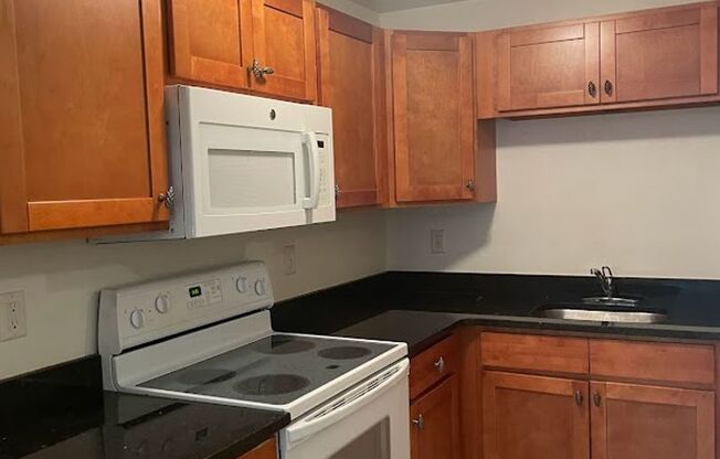 3 beds, 1 bath, $1,500