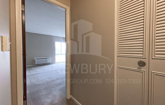 1 bed, 1 bath, 765 sqft, $995, Unit TH 405