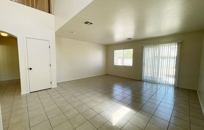 1018 CLIFFBROOK HEDGE AVE