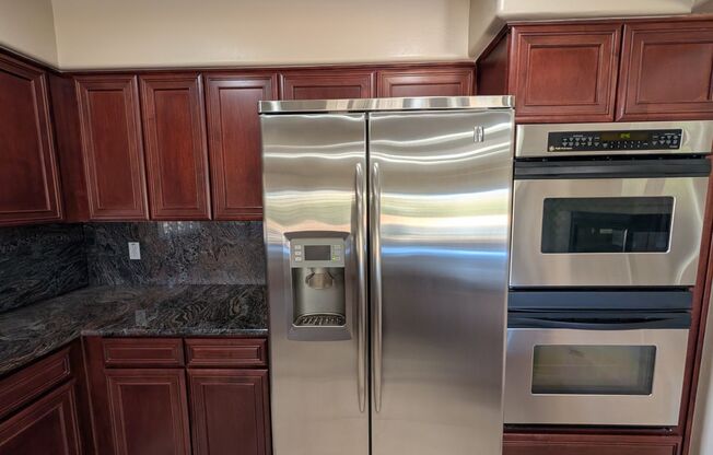 4 Bedroom 2.5 Bath With Private Pool