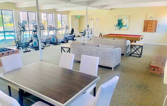 Newport Villa Apartments