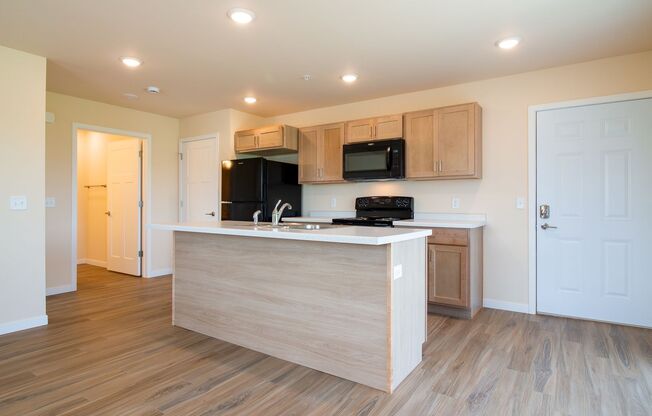 1 bed, 1 bath, 645 sqft, $1,379, Unit EC 4242-01