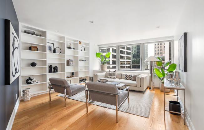 1 bed, 1 bath, 813 sqft, $5,300, Unit 7K