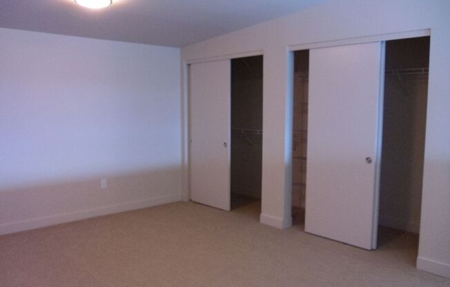 Studio, 1 bath, 430 sqft, $1,800, Unit 424