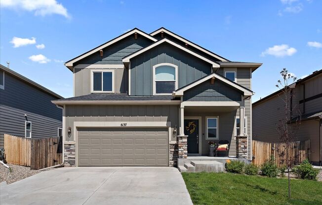 Beautiful 4 Bed 3 Bath in Lorson Ranch!!!