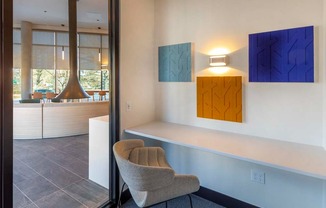 Convenient huddle room