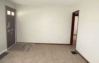 2 beds, 1 bath, $1,200