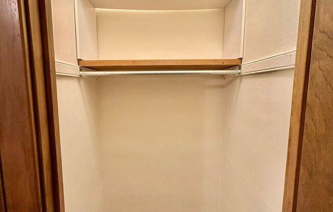 1 bed, 1 bath, 475 sqft, $2,370, Unit 233-122