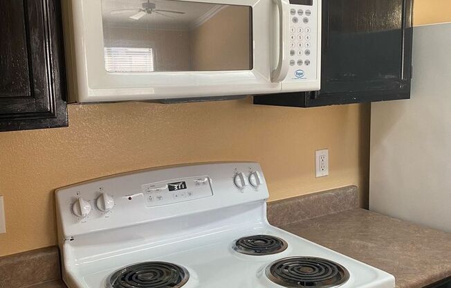Traverse Point Condo! 2/2 In Henderson, NV!