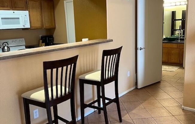 1 bed, 1 bath, $1,600