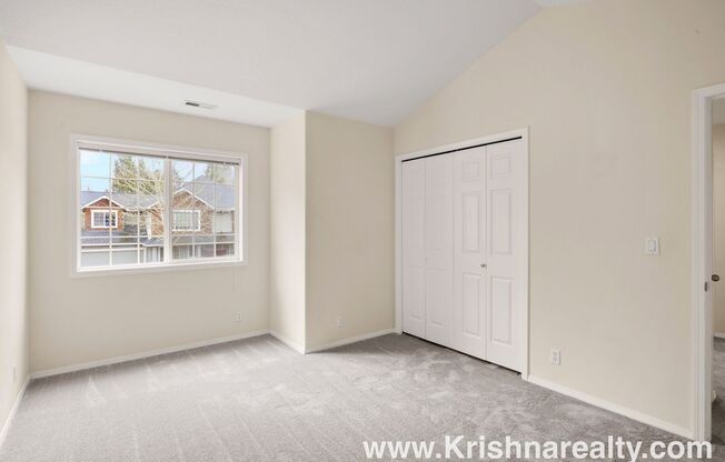 Charming 3 BD* 2.5 BA* Duplex **NEWLY RENOVATED** Located in Historic Orenco in the Elk Meadows Community