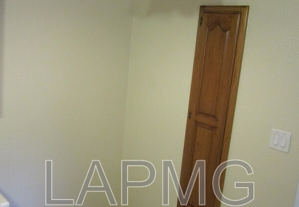 6165 E OLYMPIC BLVD