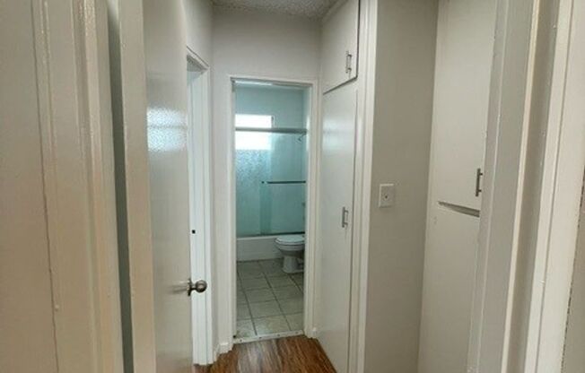 1 bed, 1 bath, $2,295, Unit 07