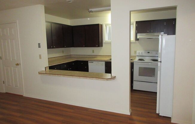 1 bed, 1 bath, $1,475, Unit 580/A/8