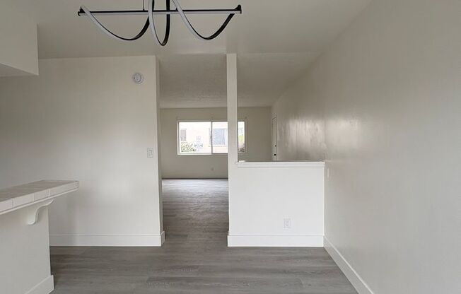 3 beds, 1 bath, 1,075 sqft, $2,695, Unit 14518 S Berendo Ave-B