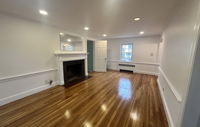 23 N BOWDITCH ST